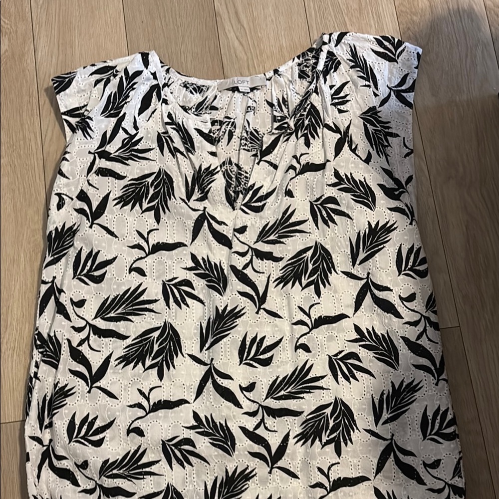 LOFT Black and White Leaf Print Blouse